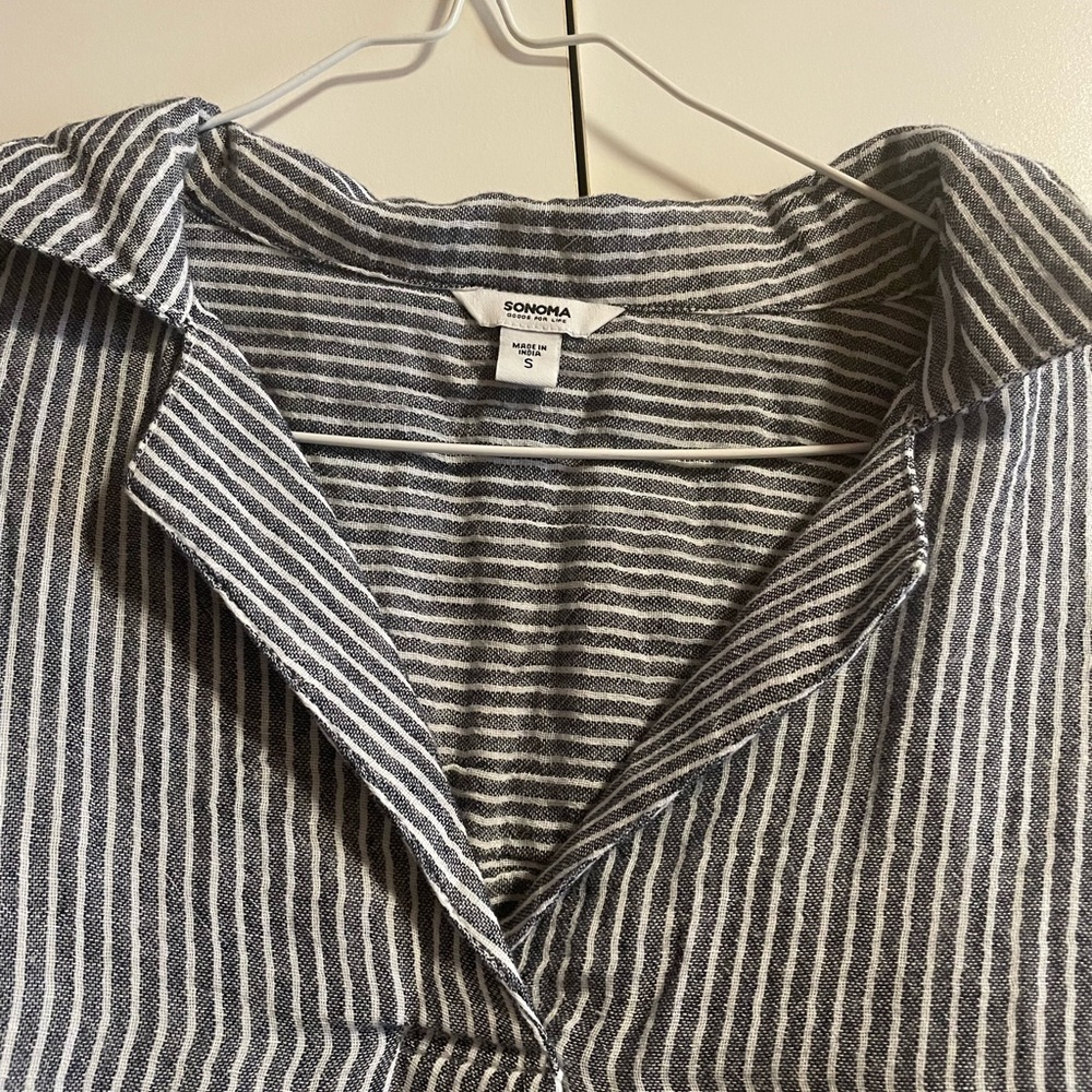 NWT Woman’s Size Small, Striped Shirt - Picture 7 of 9